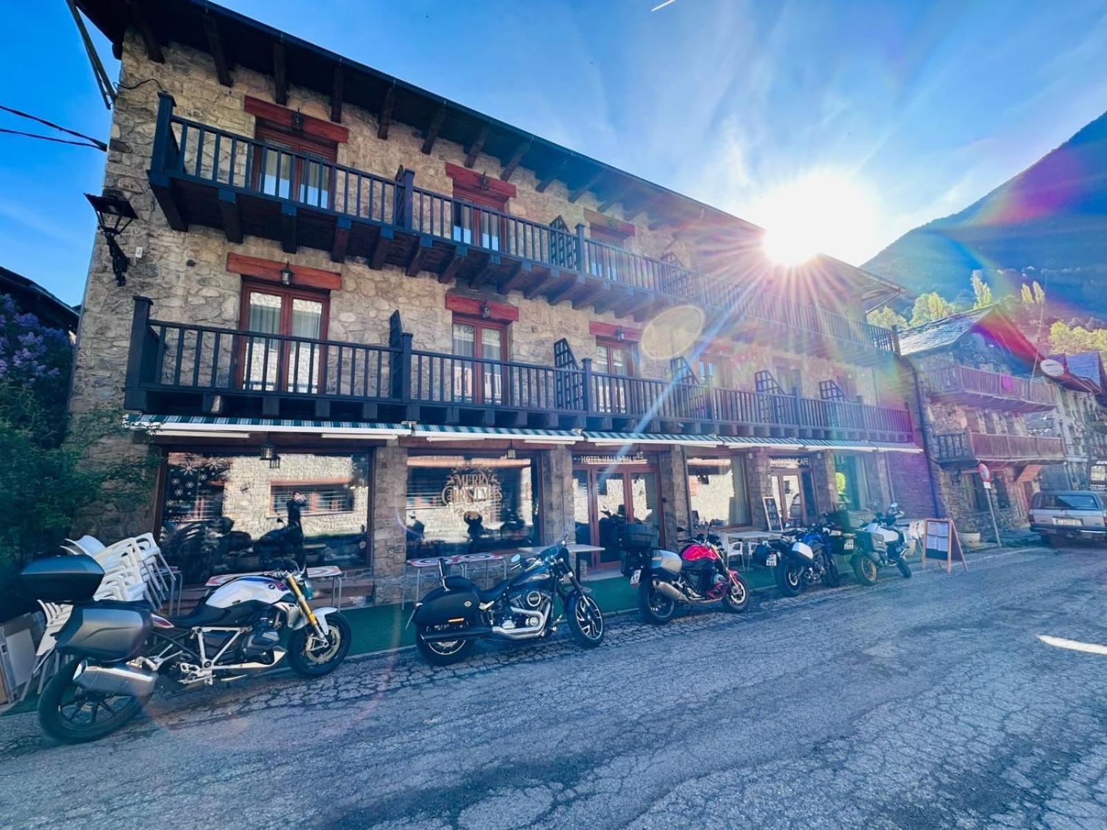Hotel Valls Valira Os de Civís Exteriér fotografie
